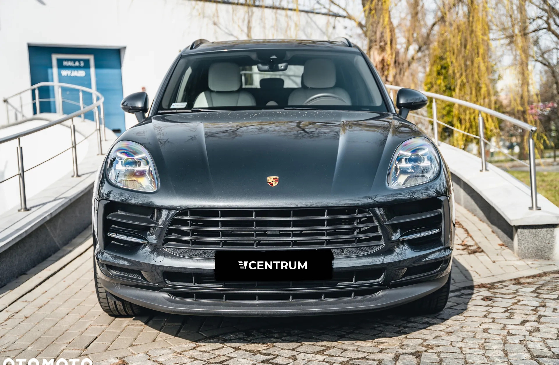 Porsche Macan cena 269900 przebieg: 11920, rok produkcji 2019 z Leśnica małe 154